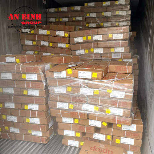 GÀ GÓC TƯ CHỌI TRỐNG TIPTOP