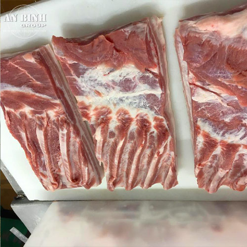BA CHỈ HEO CÓ DA RÚT XƯƠNG VLMK – NGA