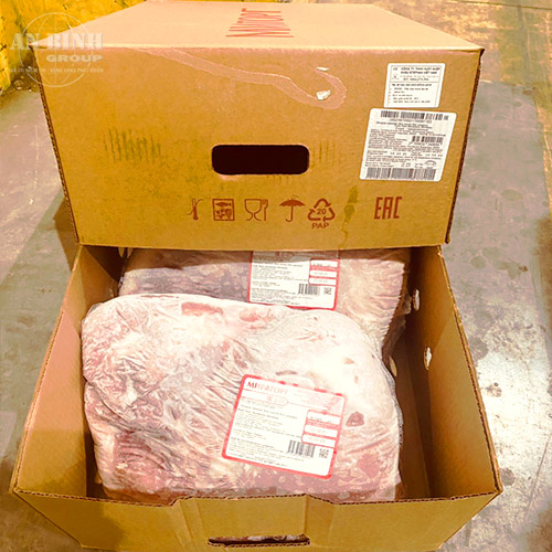 THỊT NẠC VAI HEO MIRATORG